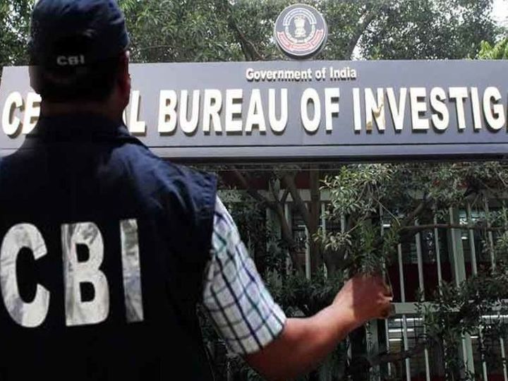 कोयला घोटाले की जांच के सिलसिले में CBI ने दिसंबर में कोलकाता के एक CA के दफ्तर में भी छापा मारा था।- फाइल फोटो। - Dainik Bhaskar