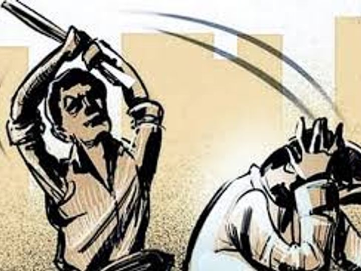 पुलिस आसपास के इलाकों में पूछताछ कर आरोपियों की पहचान की कोशिश कर रही है। - प्रतीकात्मक फोटो - Dainik Bhaskar