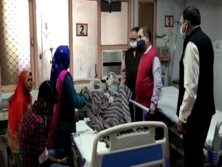छात्रा के साथ क्या घटना हुई है इस बात का पता अभी तक नहीं चल सका है। - Dainik Bhaskar
