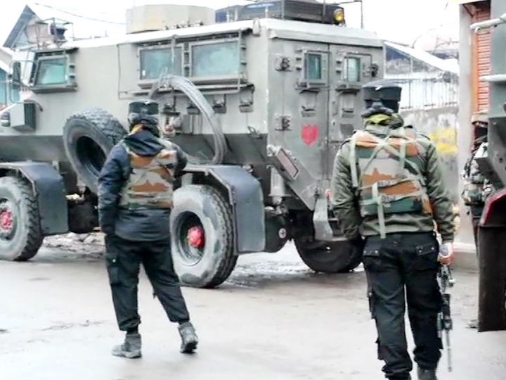 जम्मू-कश्मीर में पिछले कुछ दिनों से आतंकी गतिविधियों में बढ़ोतरी हुई है। यहां एक हफ्ते में सात आतंकी मारे गए हैं। -फाइल फोटो - Dainik Bhaskar