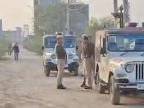 Husband and wife die after car hits their bike; Speeding vehicle lost ...