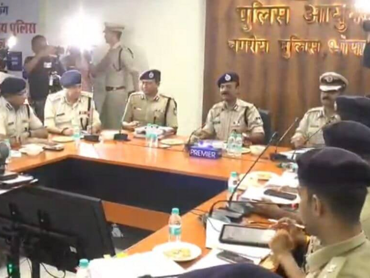 MP DGP chairs high-level review meeting in Bhopal: Senior police ...