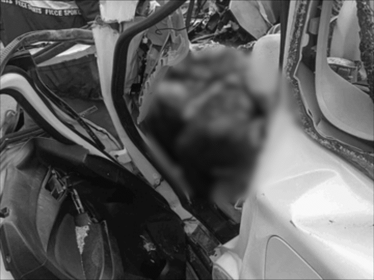 2 die as car hits parked truck in low visibility: Family traveling from ...