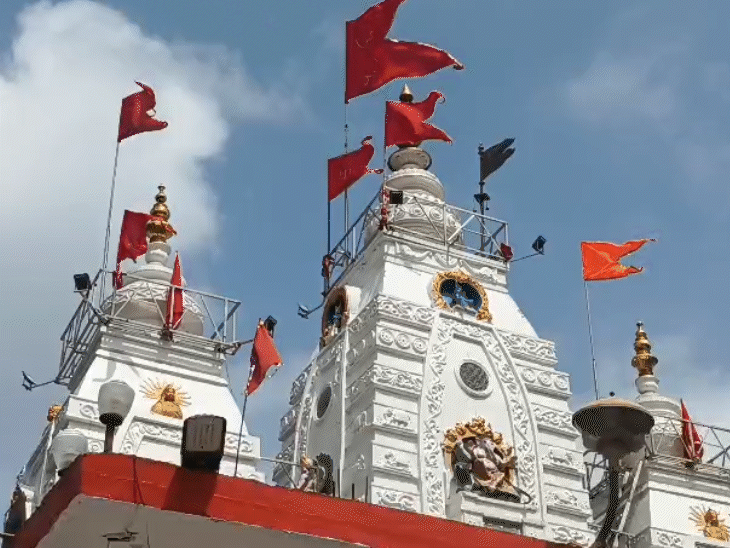Indore Police plan traffic diversions for Khajrana Ganesh Temple:  Entry restricted at night, temple to reopen at 4 am on New Year; enhanced security in place - Madhya Pradesh News