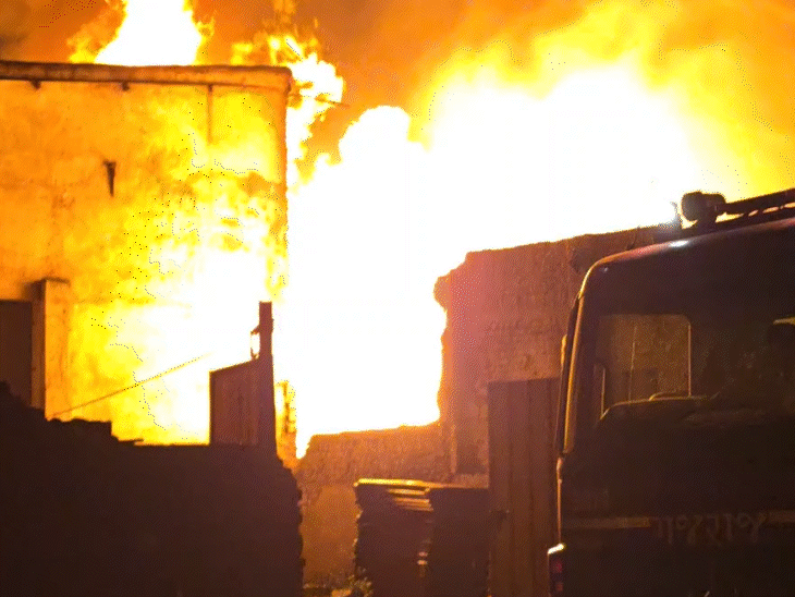 Ahmedabad Fire: Chemical Company Blaze Near Piplag | Major Call Declared