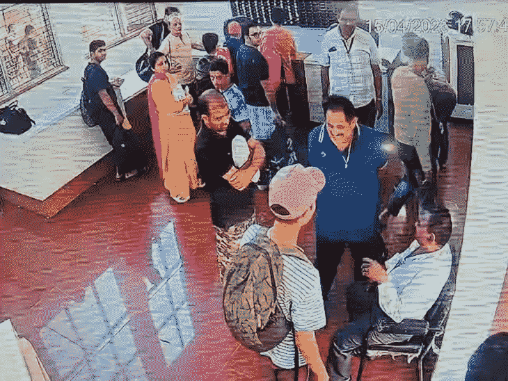 Businessmans Suspicious Death in Bhopal Swimming Pool | Silent Attack Fear