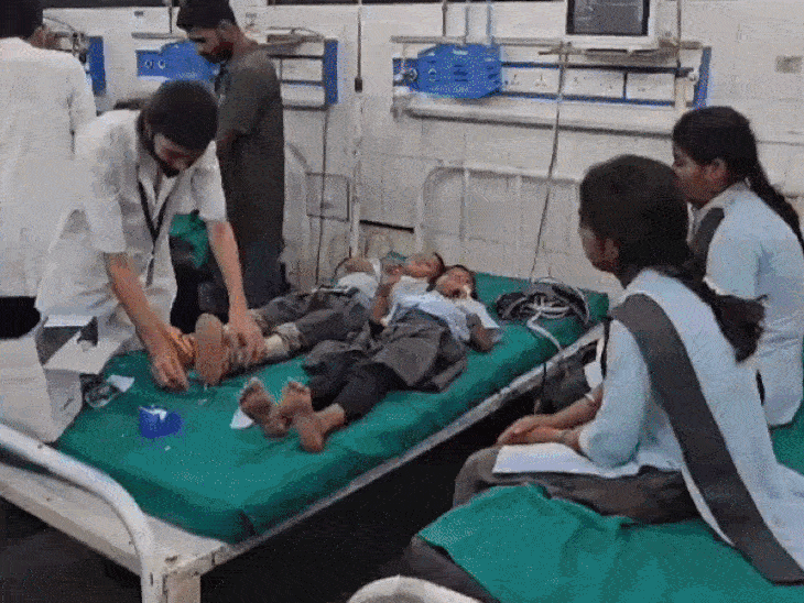 Barmer Govt School Children Fall Ill | Itching & Rashes After Drinking ...