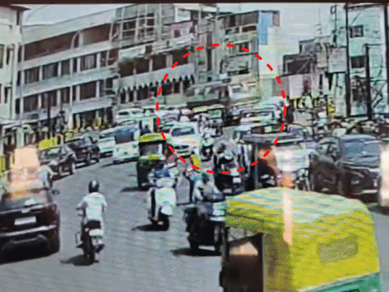 Indore Tanker Accident: 4 Injured | Chaos & Vandalism Erupts