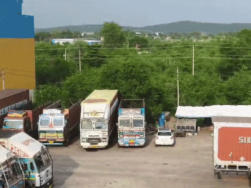 Rajasthan Truck Strike Over VLTD, Permits | Transporters Demand Action