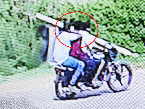 Chitrakoot Gangrape Case | NEET Student Assaulted By Fake Forest Officials