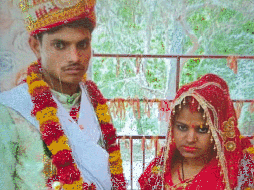 Woman returns home alive in Lucknow after 27 months: Fled in-laws' home, family had cremated unclaimed body mistaking it for missing daughter - Uttar Pradesh News
