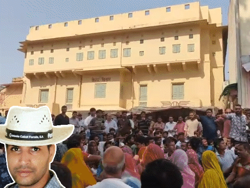 Guide stabbed to death in Jaipur:  Amer markets shut in protest; Jeep driver attacked him after argument - Jaipur News