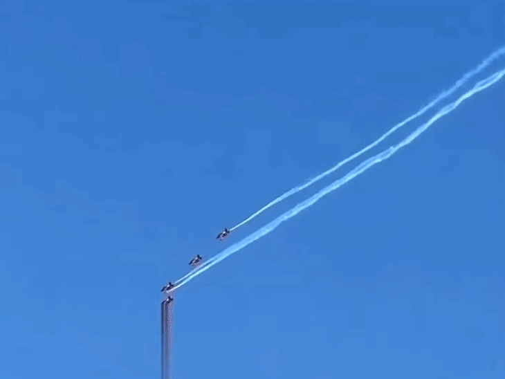 Suryakiran aircraft form tricolour in Jodhpur sky:Draw DNA and heart; 5 Sarang helicopters also form aerial formation