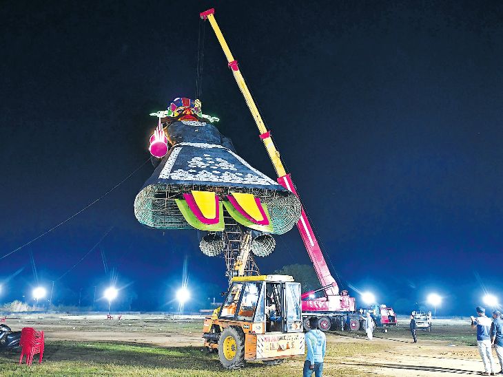 Chandigarh Ravan, stood after 12 hours of hard work, height 221 feet in ...