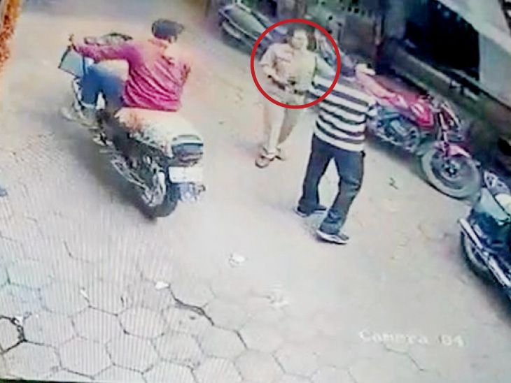 Businessman Slaps Man In Road Rage Clash In Madhya Pradesh Ashoknagar
