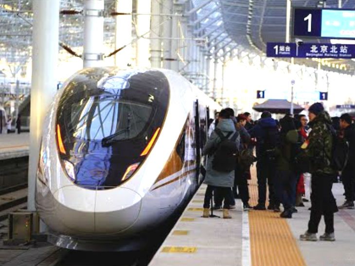 World's first 350km-per-hour driverless bullet train goes into service ...