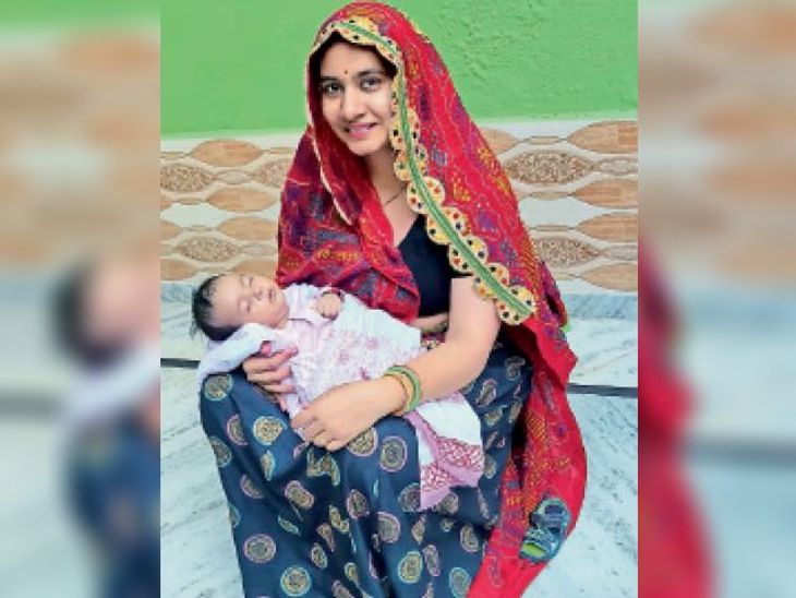 Photo of IAS Monica in Rajasthani dress in Beti Jalwa Poojan went viral