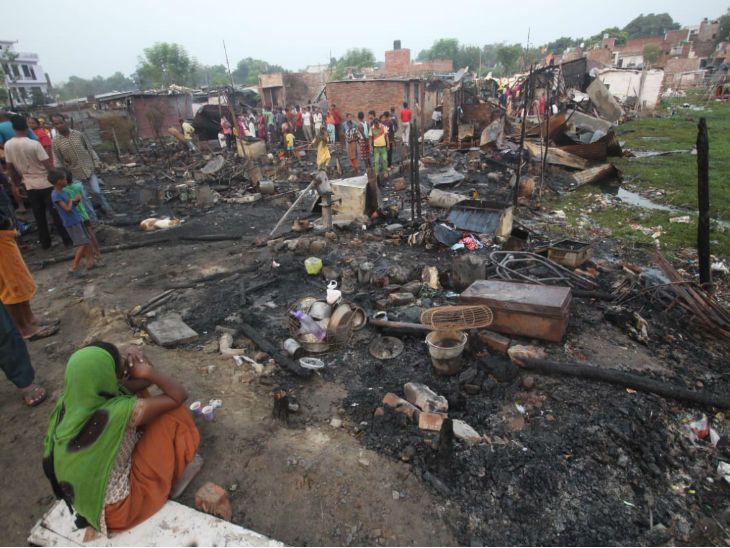 Lucknow Fire Accident; Victims Reacts After Heavy Fire In Slums Near Idgah