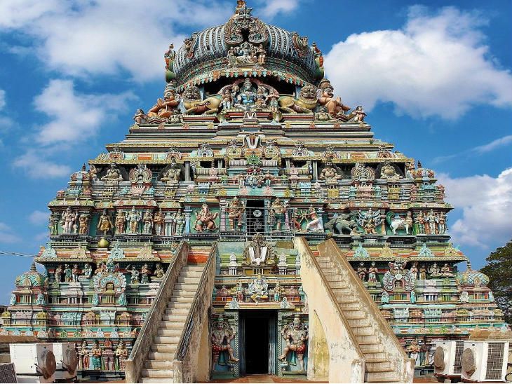 Koodal Azhagar Temple is more than 600 years old, its peak does not ...
