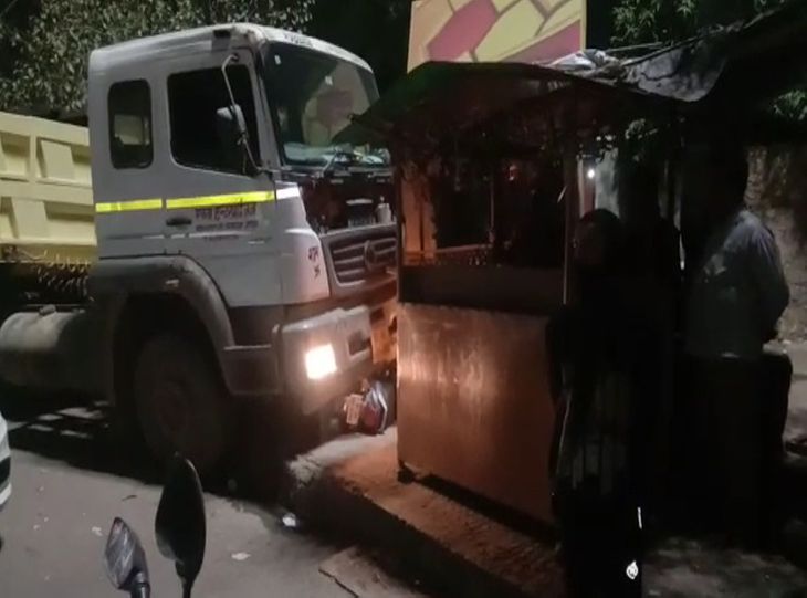 In Jaipur, the truck ran late in the night and caught two bike riders ...