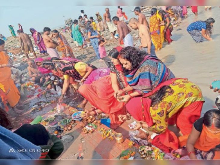 Deepdan in the Ganges region, Diwali in Dev places | कार्तिक पूर्णिमा ...