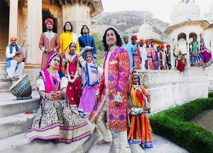 Rahees Bharti of Dhod band is playing the role of Rajasthani art and ...