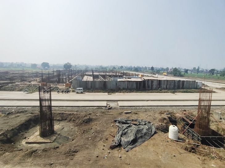 Electricity company removed 9 high tension towers from Bapat square to