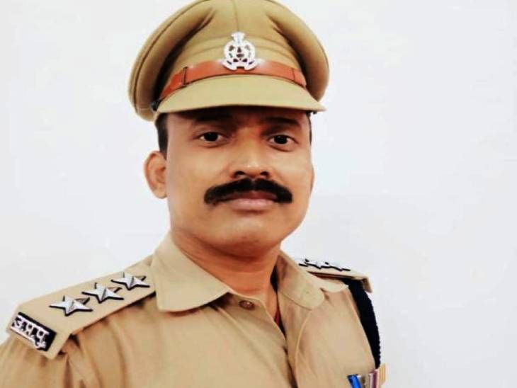 Suspended Deputy SP Amresh Singh Baghel sent to jail in MP Atul Rai ...