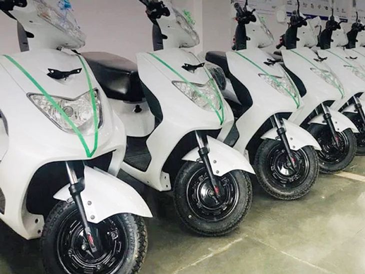 30 thousand subsidy will be available for buying electric two wheeler gujarat cm launches scheme