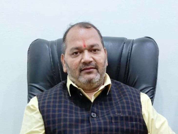 Santesh Pandey became the face of SP for the third time in Lambhua