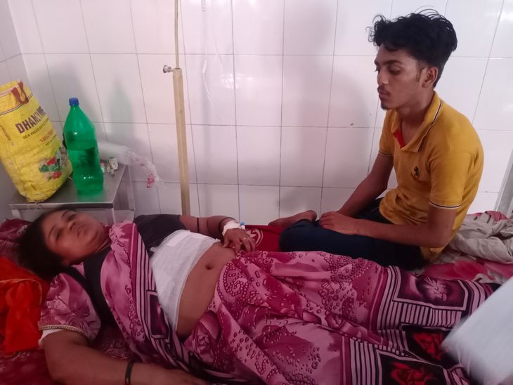 Boiling oil thrown on a woman cooking food, referred to district ...