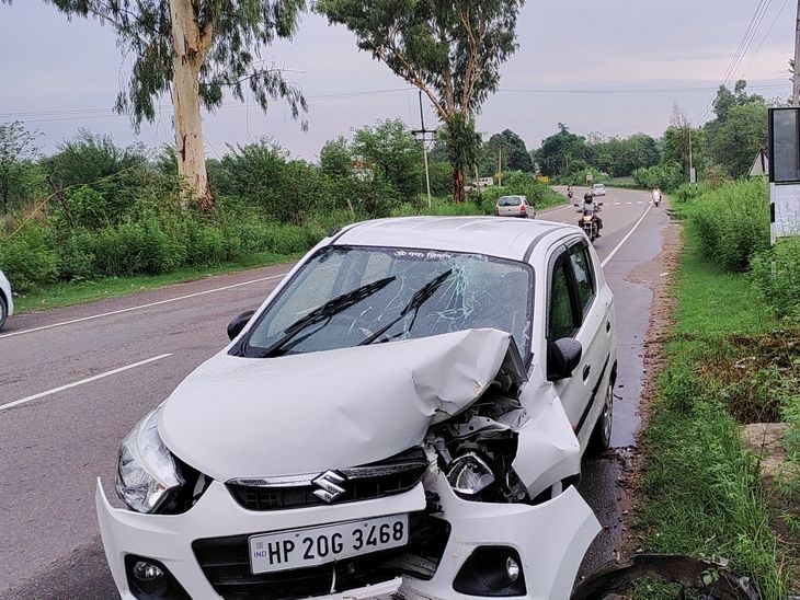 The car collided with the culvert in Dhusada, injuries to the driver ...