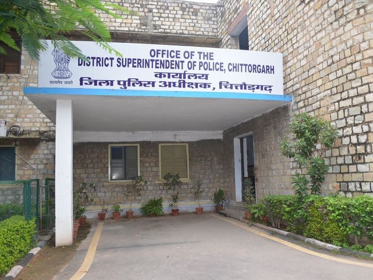 In many police stations, the station officer is verbally, now waiting ...