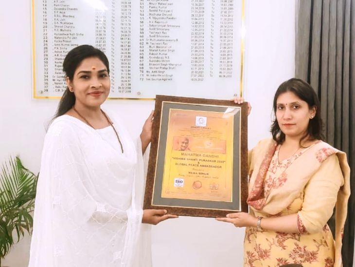 DM of Ballia honored with doctorate degree, many records are recorded