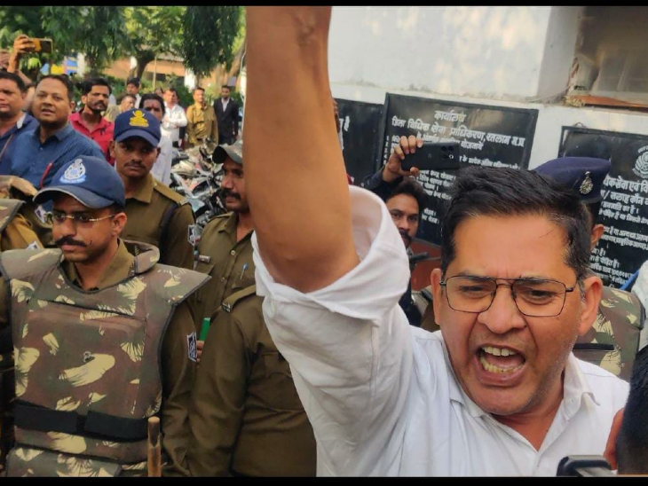 5 Jais leaders including Vyapam whistleblower Anand Rai were sent to ...