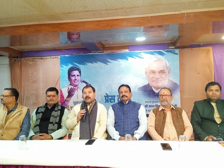 Kumar Vishwas, Azhar Iqbal, Shambhu Shikhar will tickle people with ...