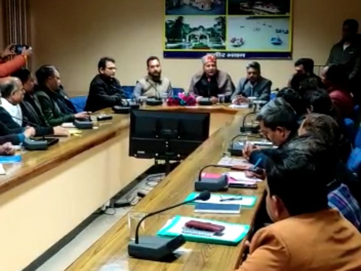 Chief Minister's Political Advisor Sunil reached Hamirpur; Instructions