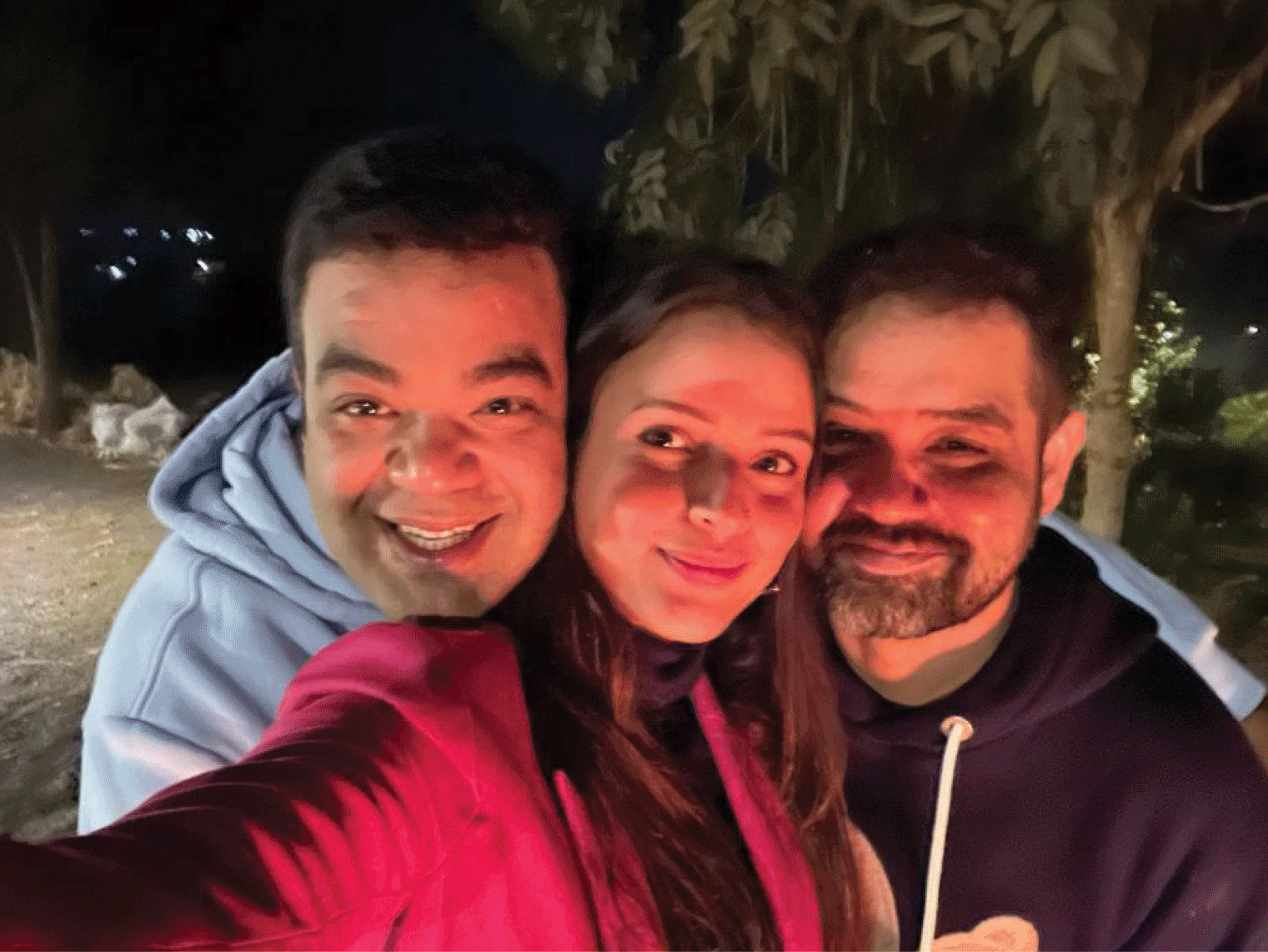 anushka-sharma-s-brother-and-tripti-dimri-new-year-photos