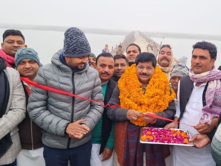 Regional MLA Mohammad Ziauddin Rizvi inaugurated by cutting the ribbon