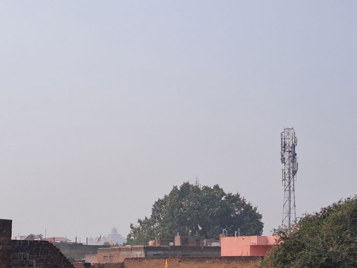 , night temperature increased by 1.4 to 3.8, | दतिया में बदल छाने से ...