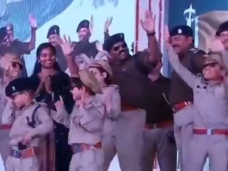 Small children created a ruckus, SP was seen swinging on the patriotic ...