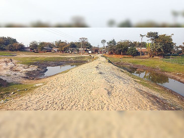 No paved road to connect Ghantola's Kharwaltoli, Riputola with the main ...