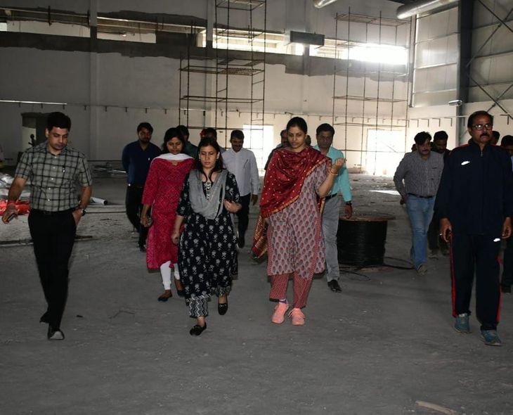 Officers reprimanded for the construction of rifle club | बरेली में ...
