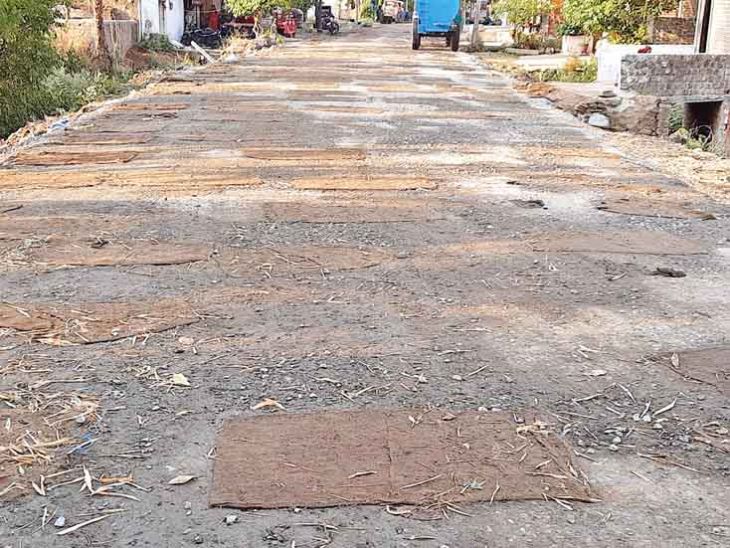 Immediately after the construction of CC, the traffic started, the