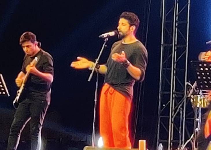 Bollywood actor and singer Farhan Akhtar reached Bhopal