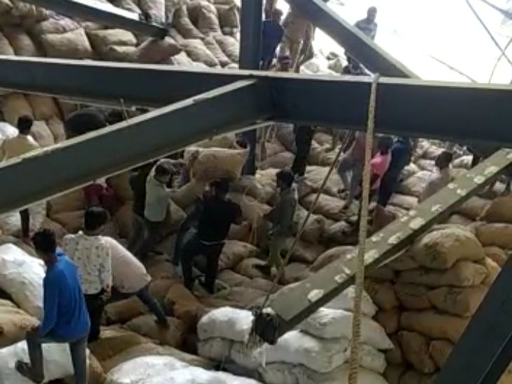 Rescue operation continues, accident happened due to pillar collapse in ...