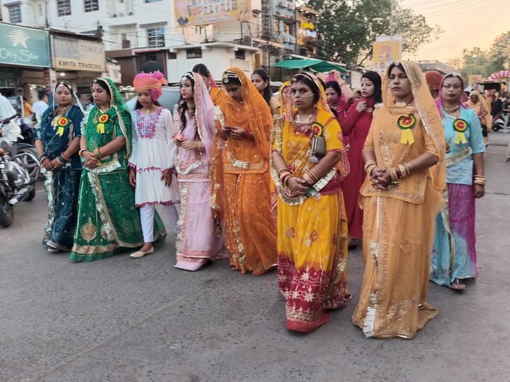 Rajput society took out a moving ceremony, grand reception at various ...