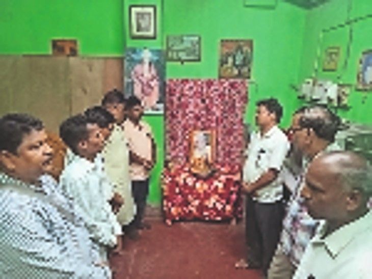 Jan Raksha Sangharsh Samiti celebrated death anniversary of freedom ...