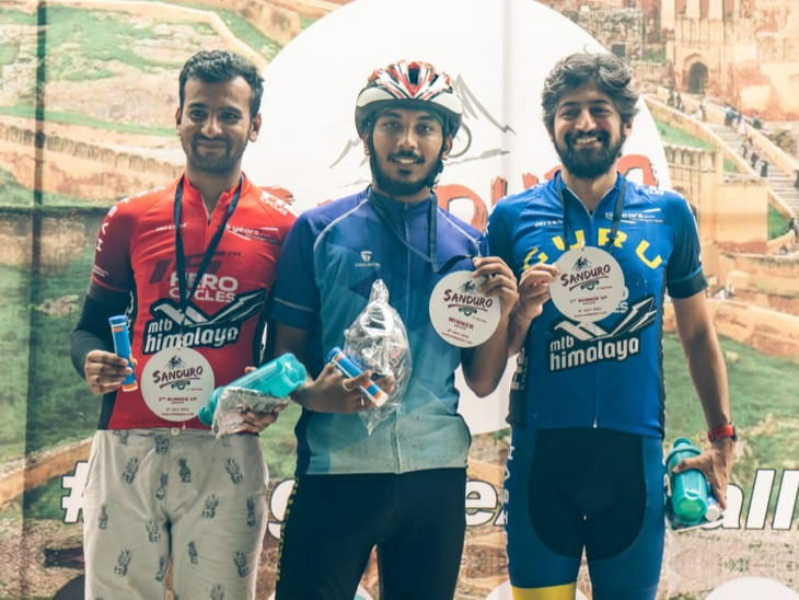 Riders cycled 20 and 30 km in two categories, prizes were given to the ...