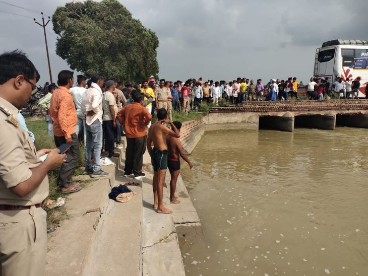 Teenager drowned while taking bath with friends in Jalaun